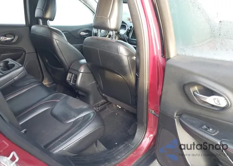 2015 Jeep Cherokee Trailhawk из США, поврежденный, VIN 1C4PJMBS5FW786577